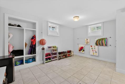 6 Leighton Farm Road Cape Elizabeth ME 04107