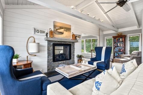 90 Bald Head Cliff Road York ME 03902