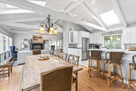 90 Bald Head Cliff Road York ME 03902