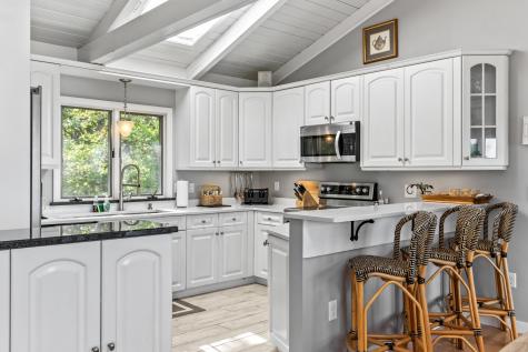 90 Bald Head Cliff Road York ME 03902