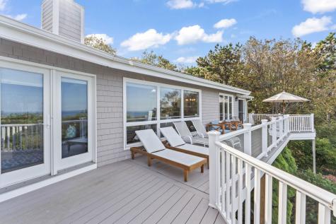 90 Bald Head Cliff Road York ME 03902