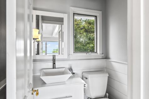 90 Bald Head Cliff Road York ME 03902