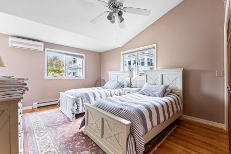 90 Bald Head Cliff Road York ME 03902