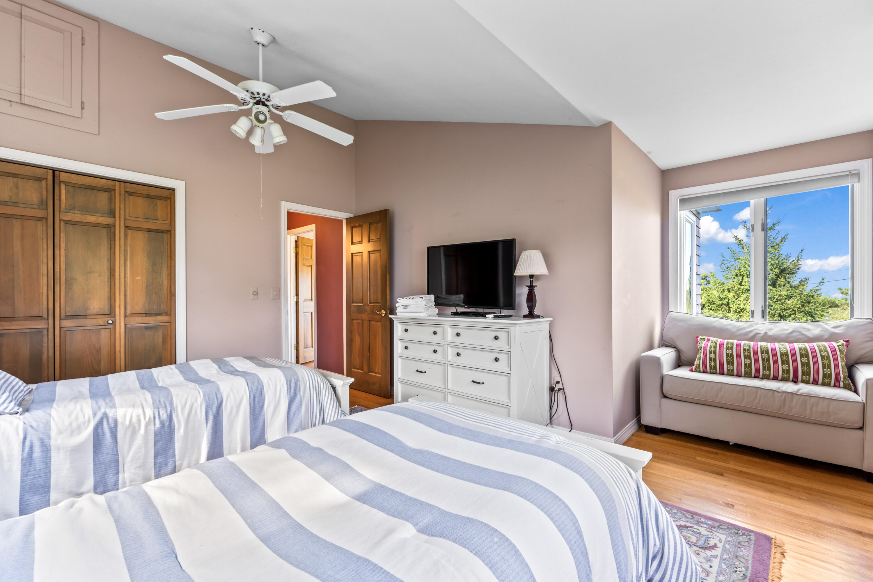 90 Bald Head Cliff Road York ME 03902