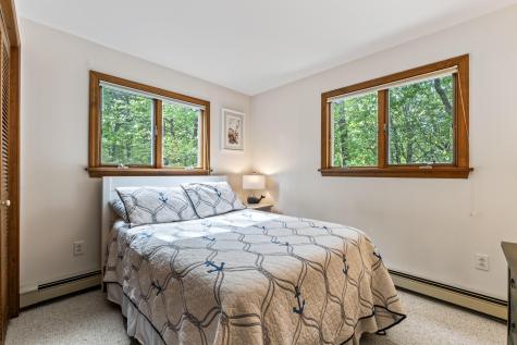 90 Bald Head Cliff Road York ME 03902