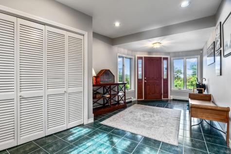 90 Bald Head Cliff Road York ME 03902