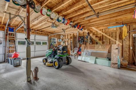 619 Main Road Eddington ME 04428