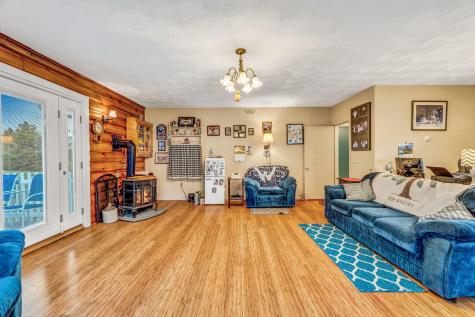 619 Main Road Eddington ME 04428