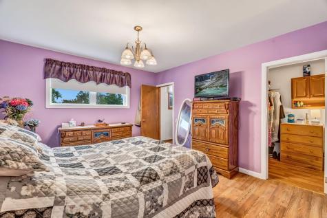 619 Main Road Eddington ME 04428