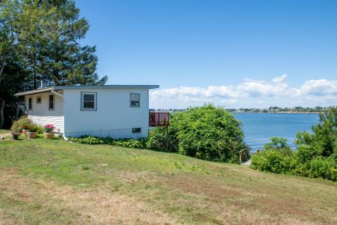 43 West Shore Road Harpswell ME 04003