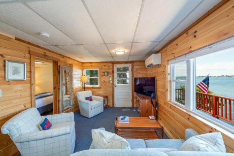 43 West Shore Road Harpswell ME 04003