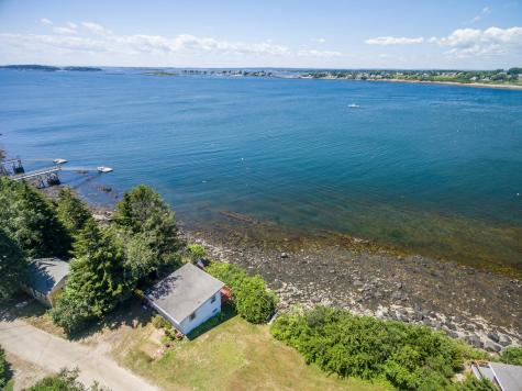 43 West Shore Road Harpswell ME 04003