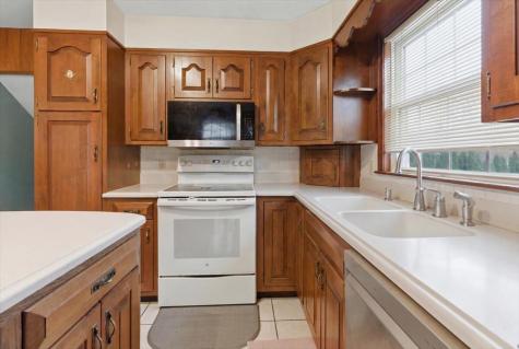 37 Stevens Street Lewiston ME 04240
