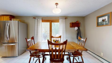 17 Orchard Circle Lewiston ME 04240