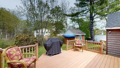 17 Orchard Circle Lewiston ME 04240