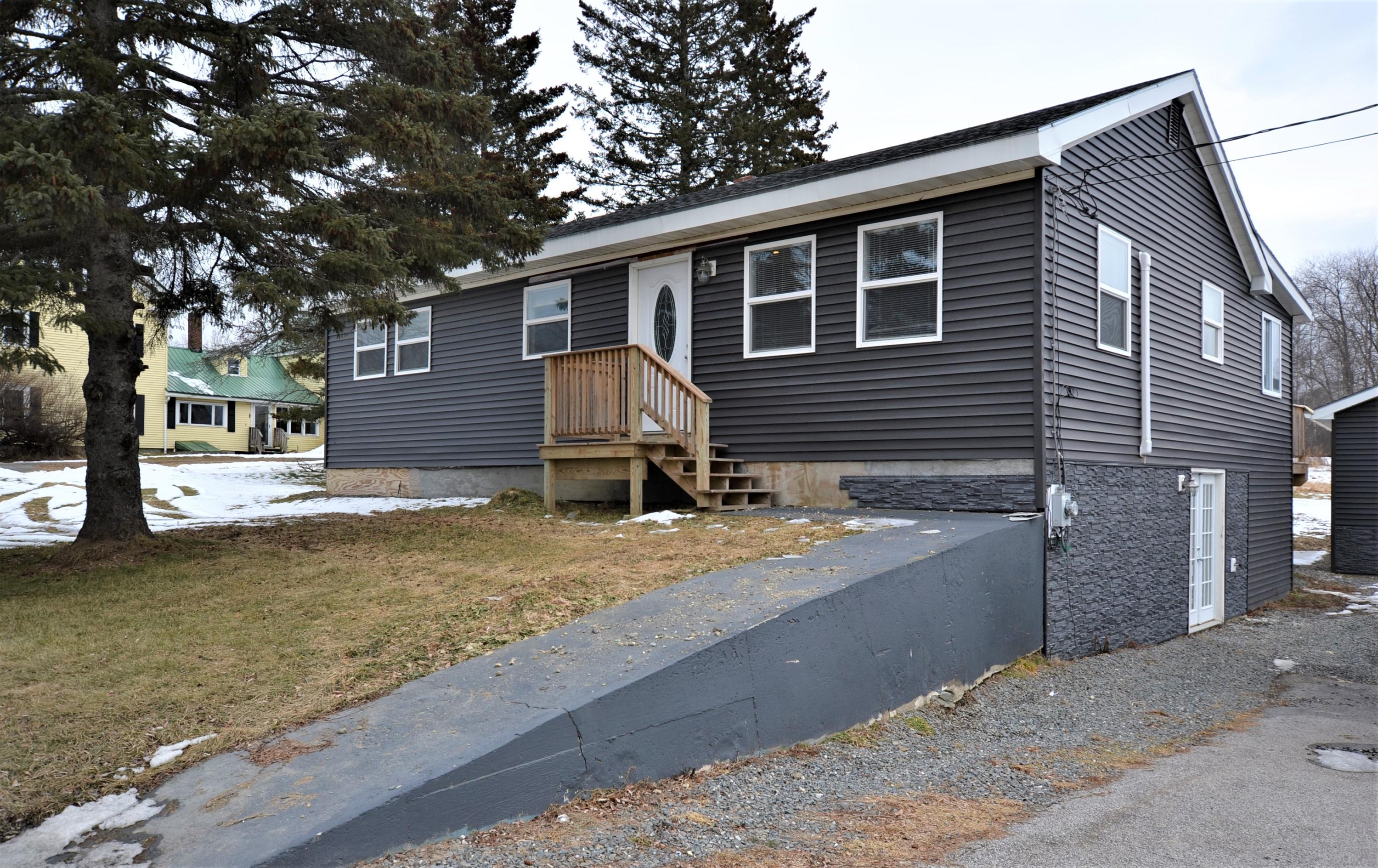 506 River Road Orrington, ME