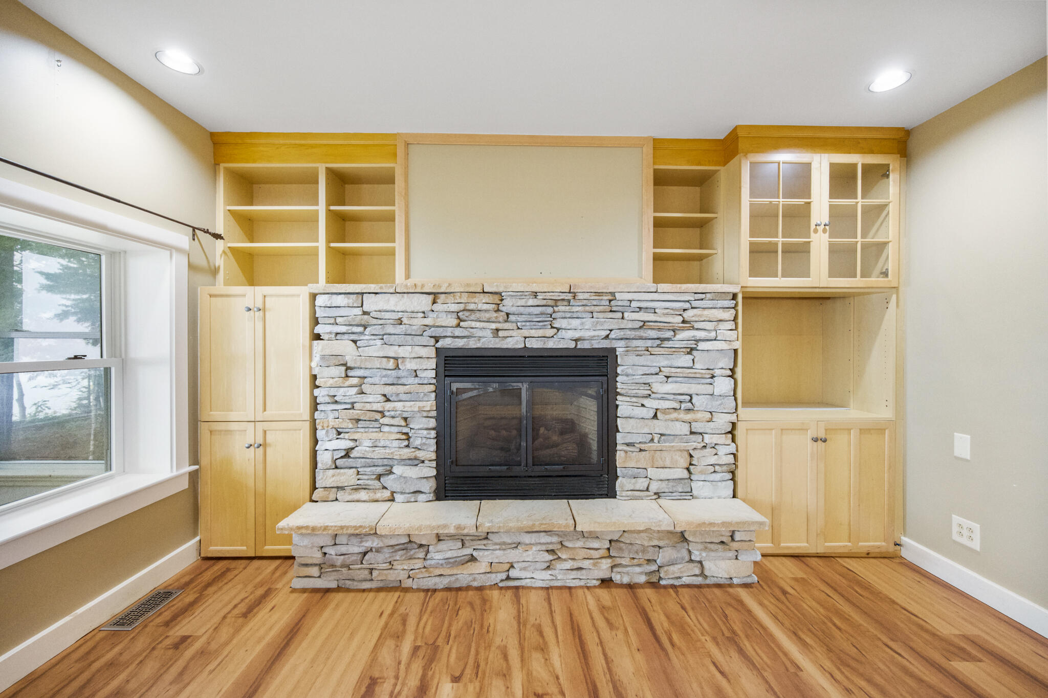 5 Mallard Lane Bradley ME 04411