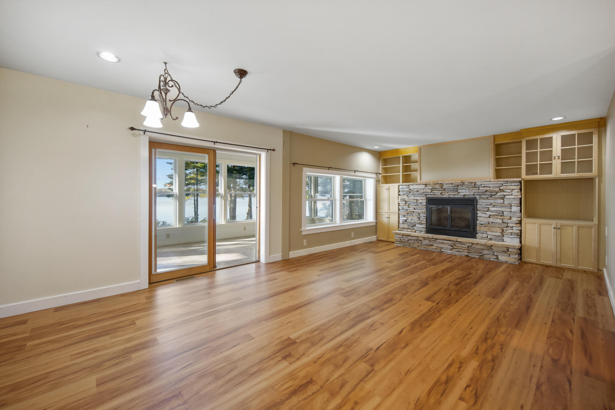 5 Mallard Lane Bradley ME 04411