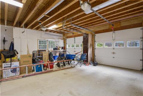 5 Mallard Lane Bradley ME 04411