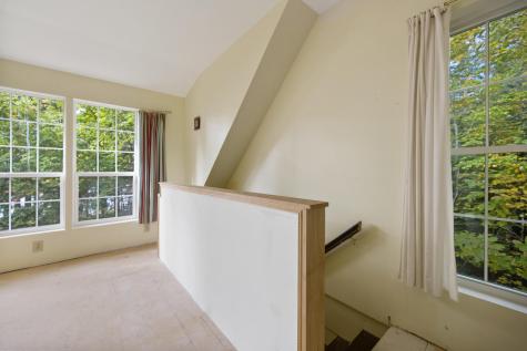 5 Mallard Lane Bradley ME 04411