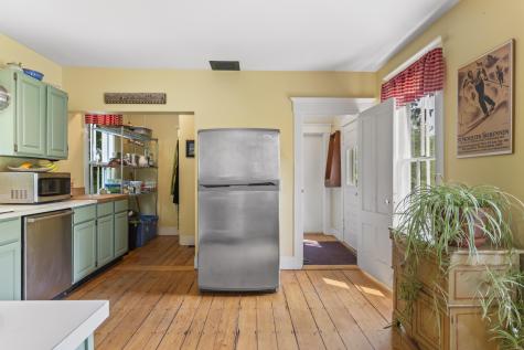 145 Pork Point Road Bowdoinham ME 04008