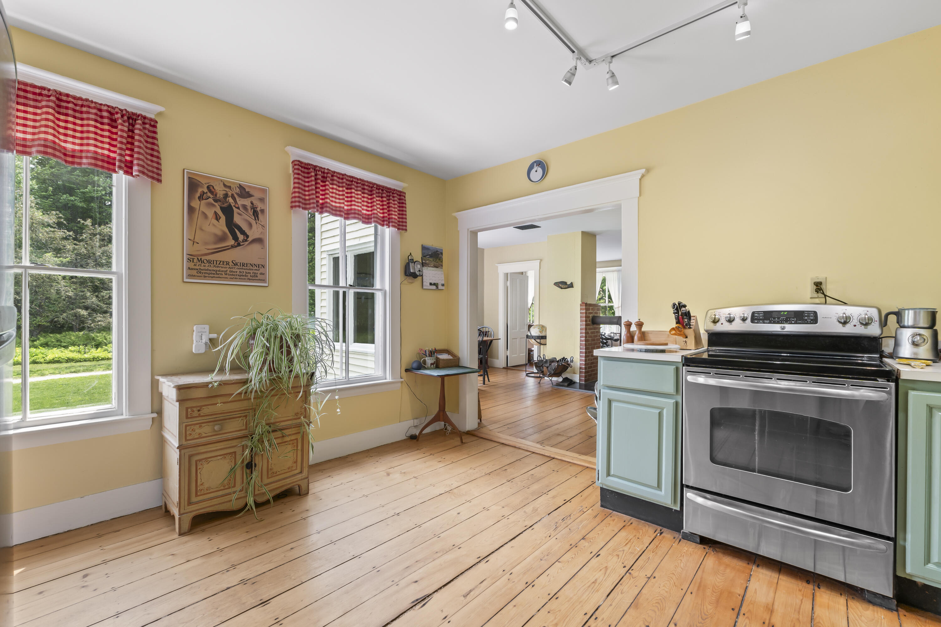 145 Pork Point Road Bowdoinham ME 04008