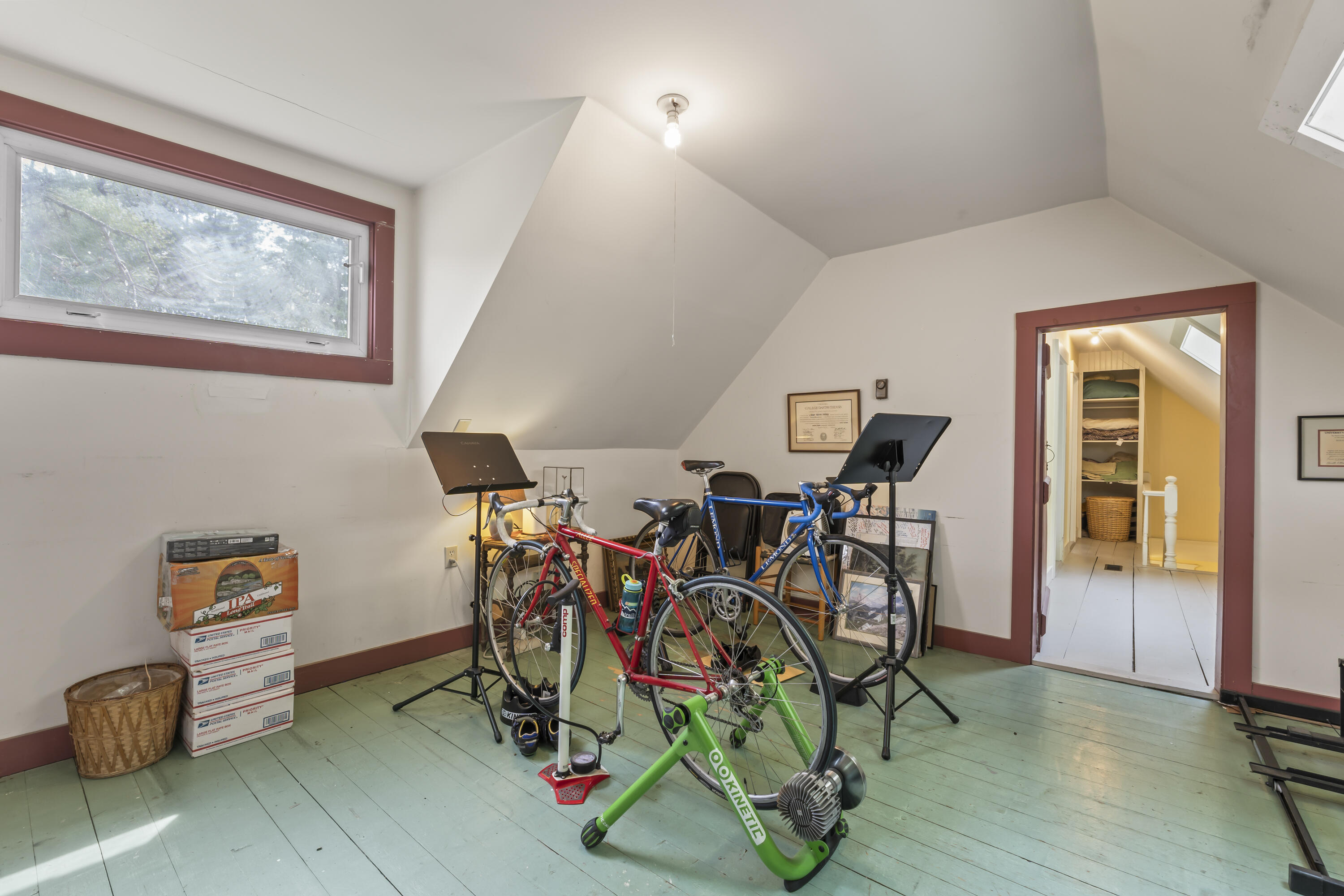 145 Pork Point Road Bowdoinham ME 04008