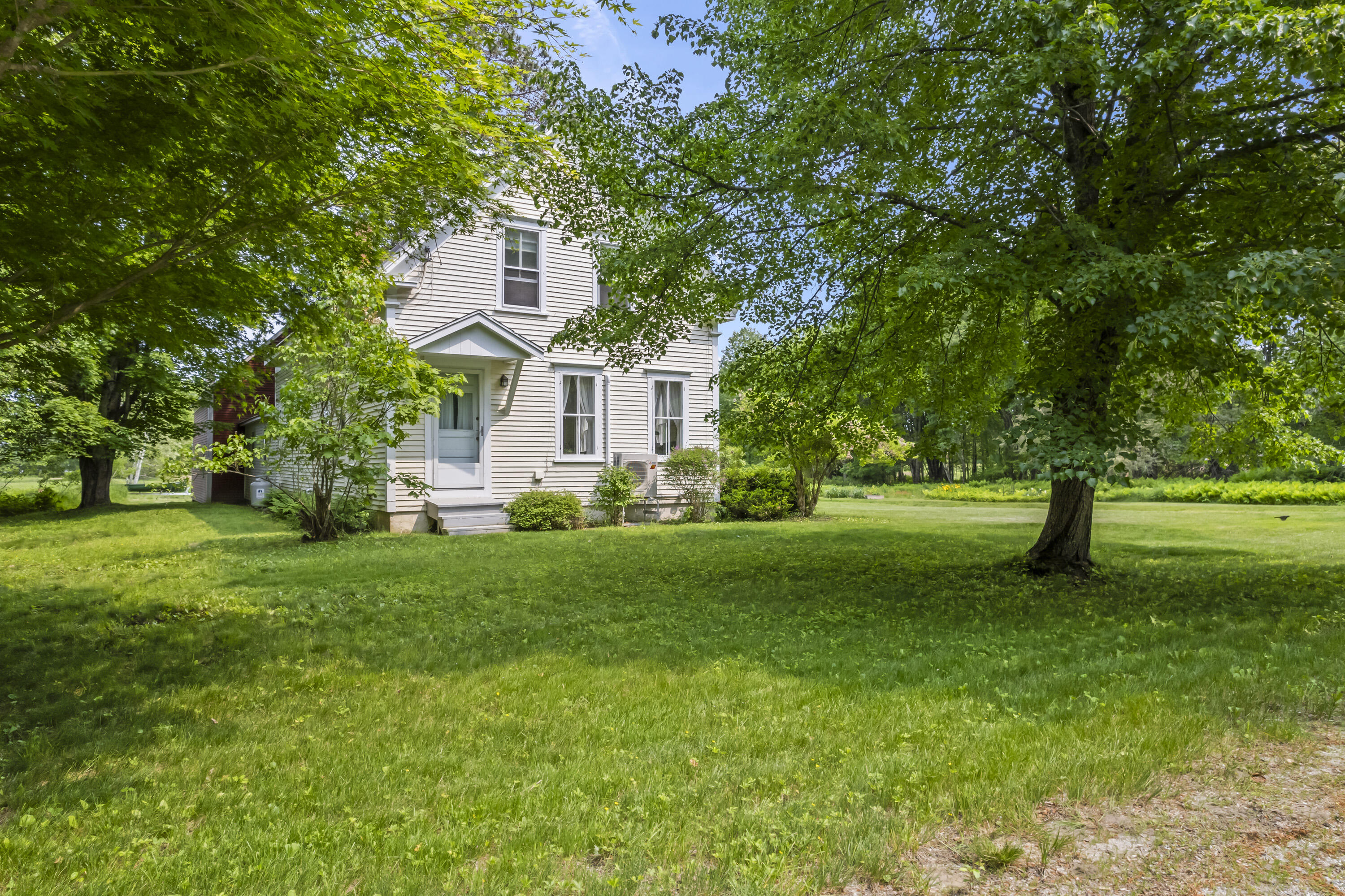 145 Pork Point Road Bowdoinham ME 04008