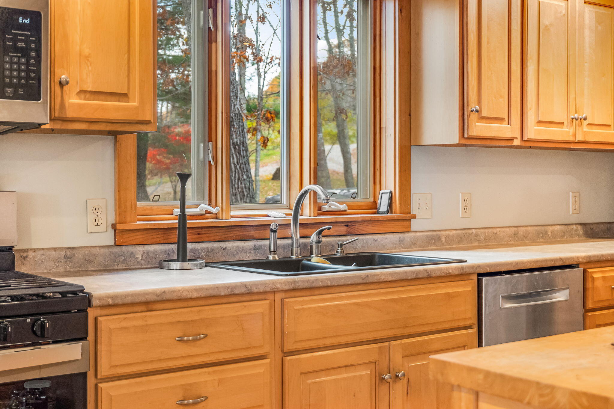 96 Blakes Way Warren ME 04864