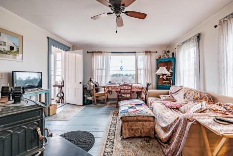 195 Pleasant Street Oxford ME 04270