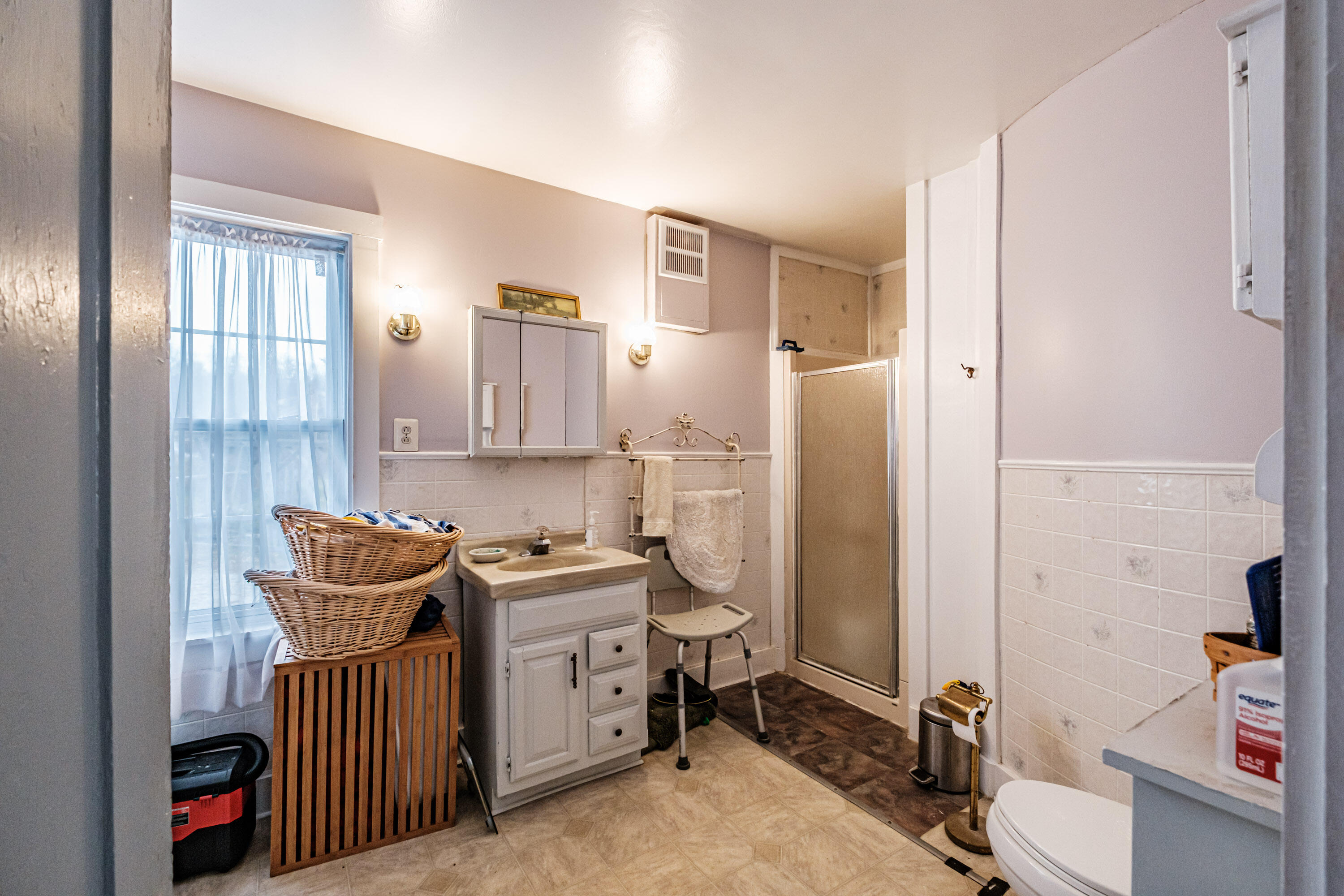 195 Pleasant Street Oxford ME 04270