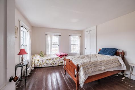 195 Pleasant Street Oxford ME 04270