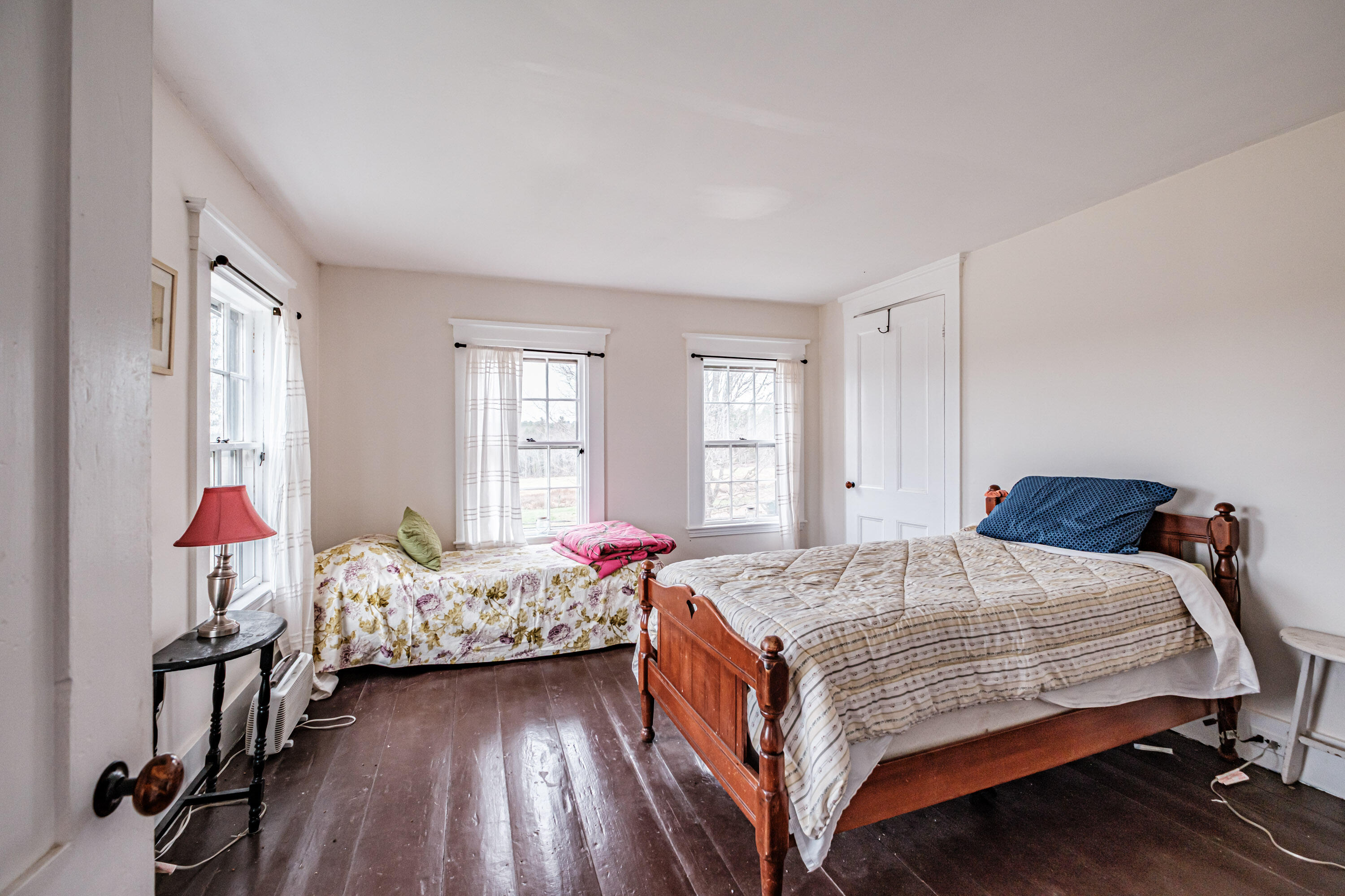 195 Pleasant Street Oxford ME 04270