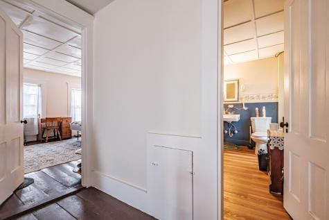 195 Pleasant Street Oxford ME 04270