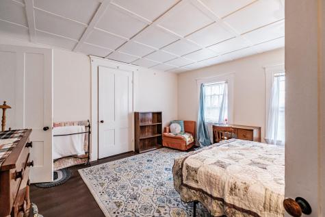 195 Pleasant Street Oxford ME 04270