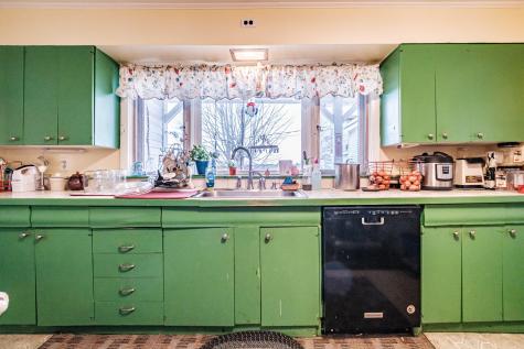 195 Pleasant Street Oxford ME 04270