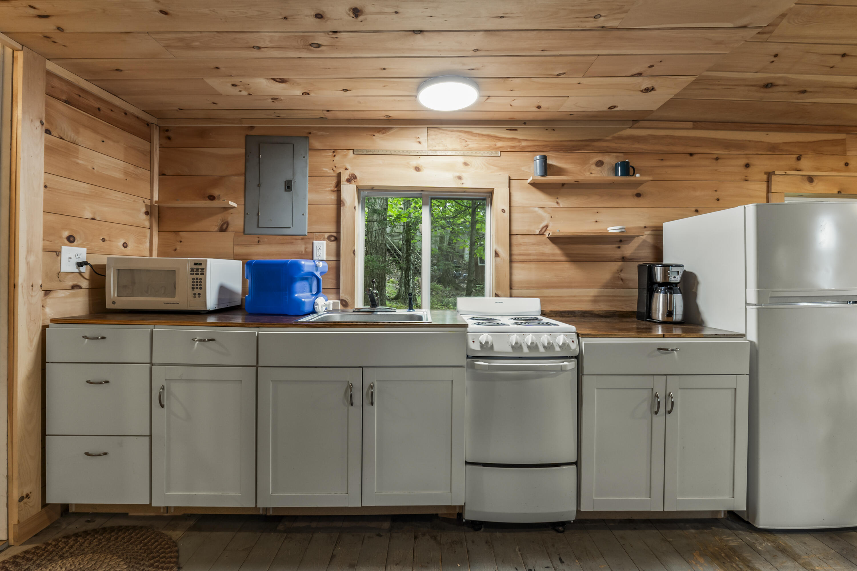 23 E Shore Drive Greene ME 04236