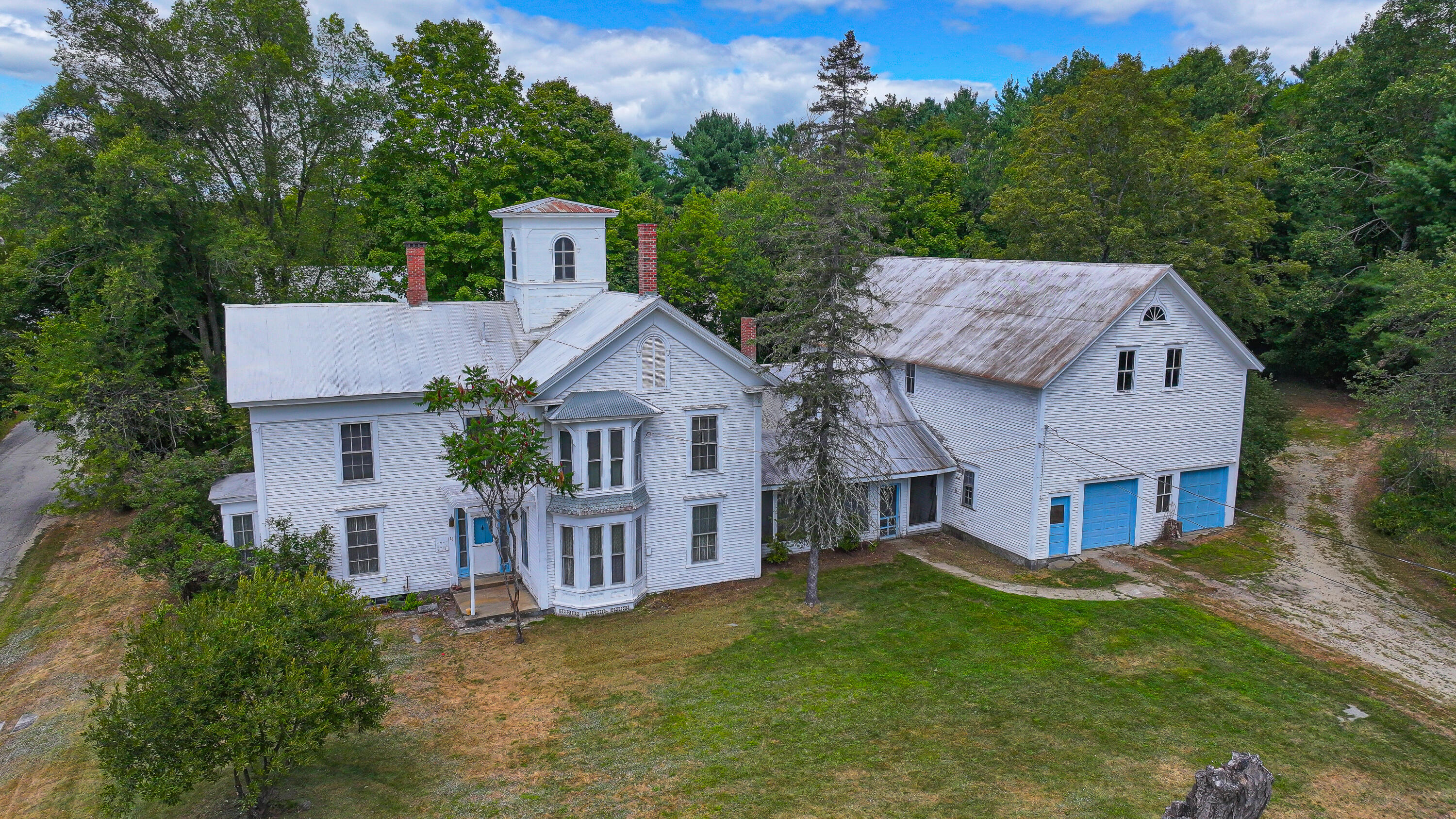 16 Buckfield Road Paris ME 04281