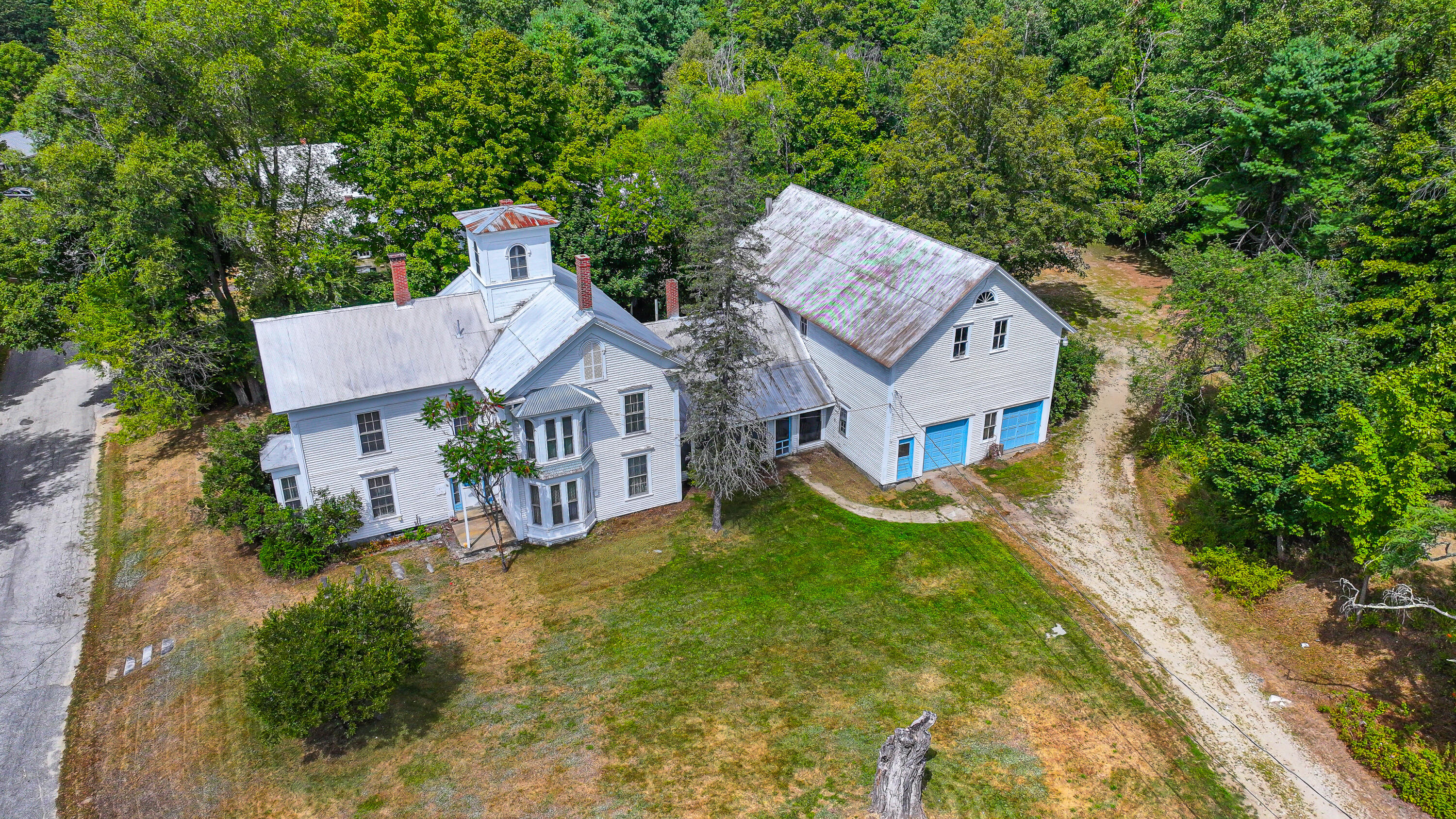 16 Buckfield Road Paris ME 04281