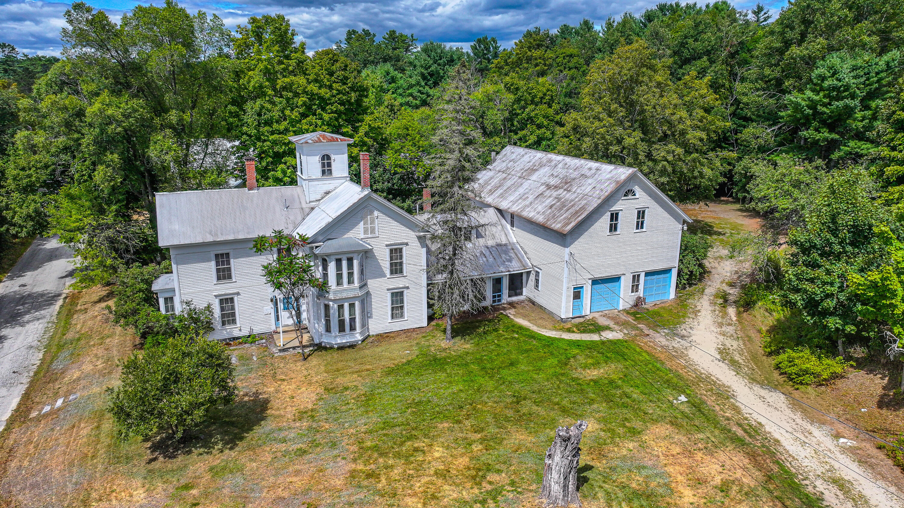 16 Buckfield Road Paris ME 04281