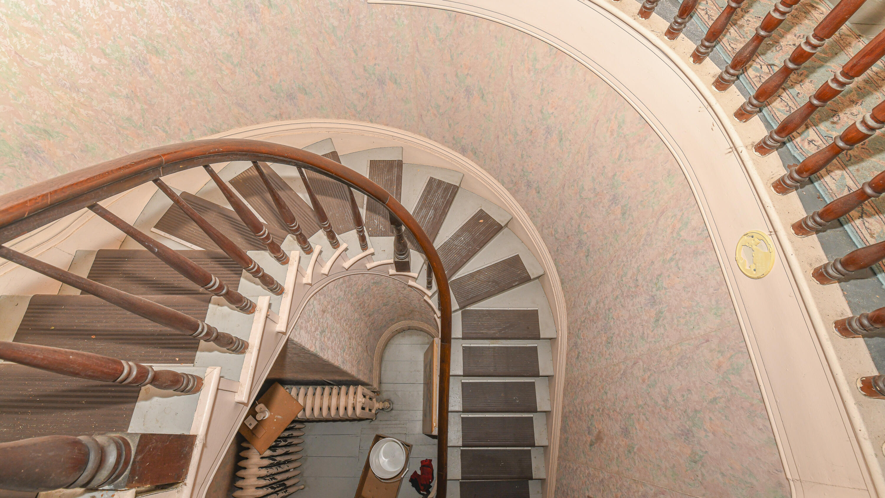 16 Buckfield Road Paris ME 04281