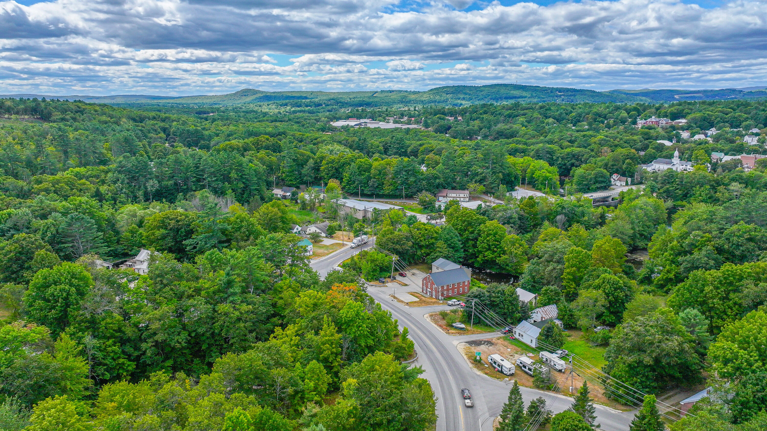 16 Buckfield Road Paris ME 04281