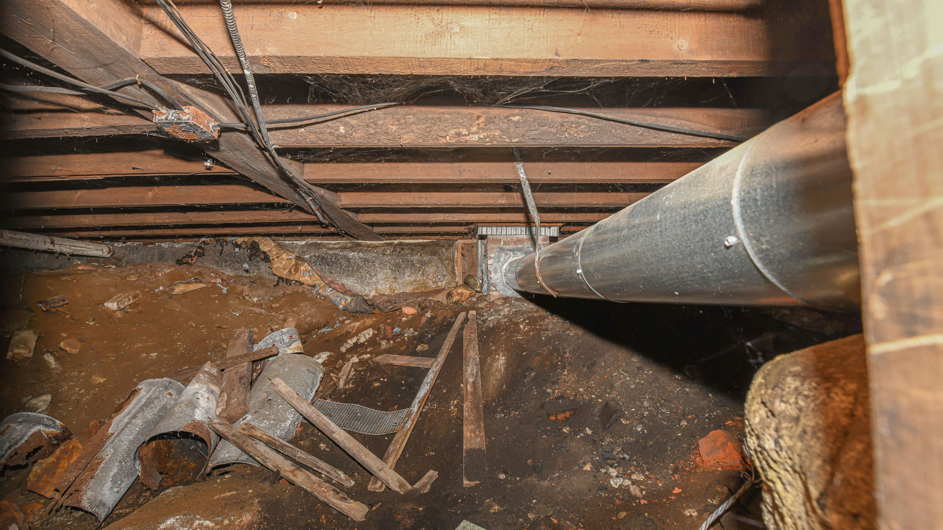 16 Buckfield Road Paris ME 04281