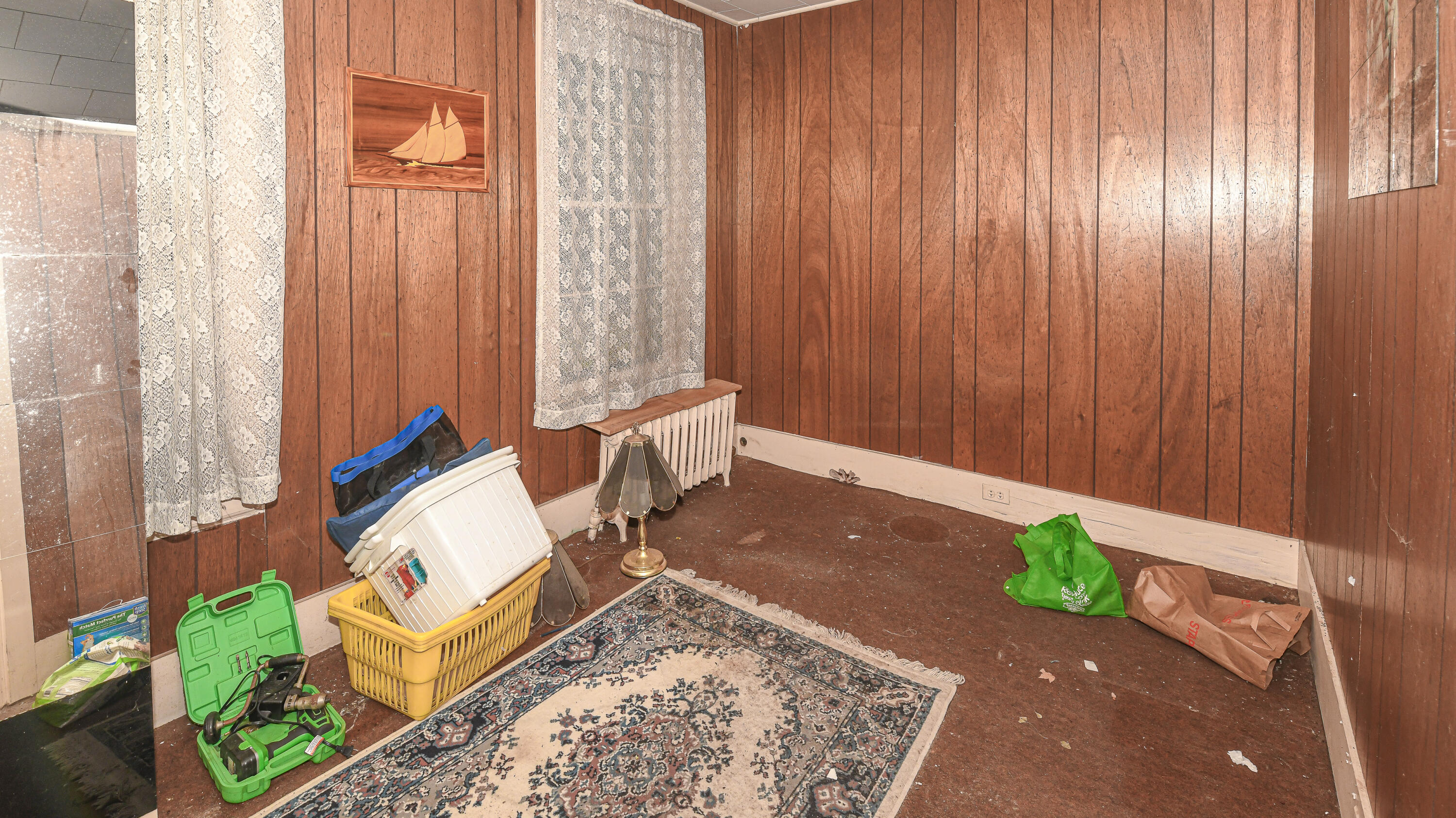 16 Buckfield Road Paris ME 04281