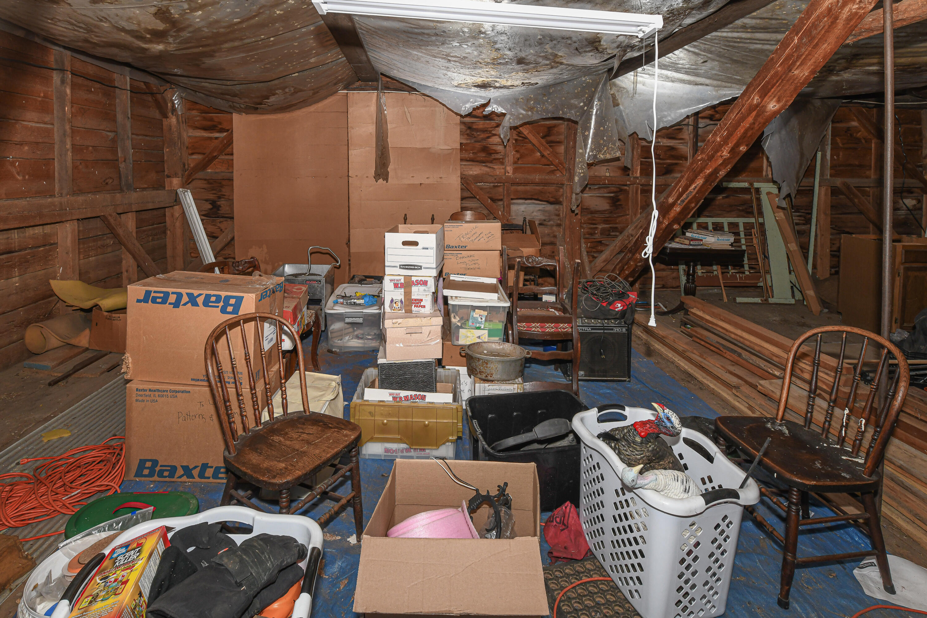 16 Buckfield Road Paris ME 04281