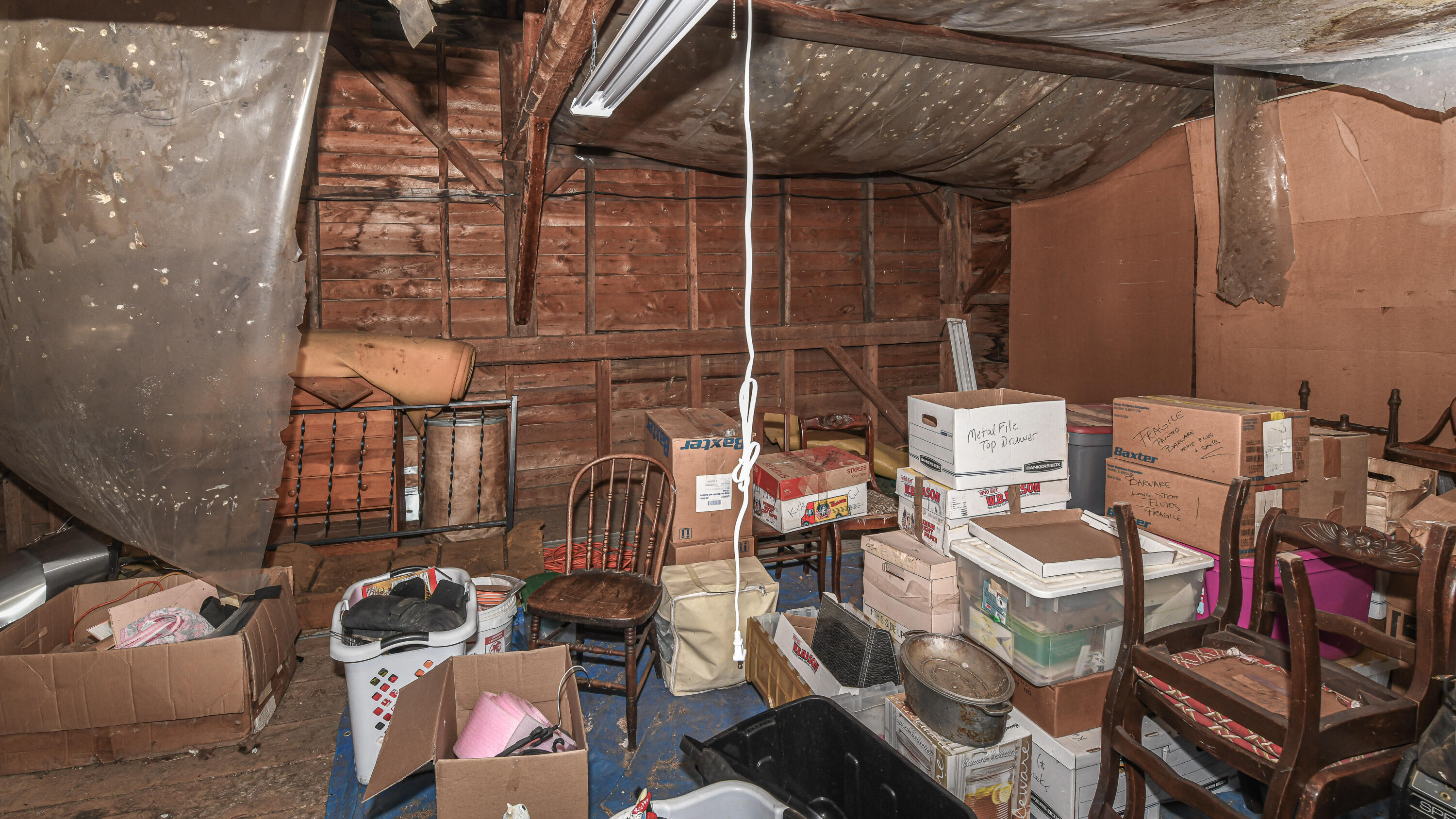 16 Buckfield Road Paris ME 04281