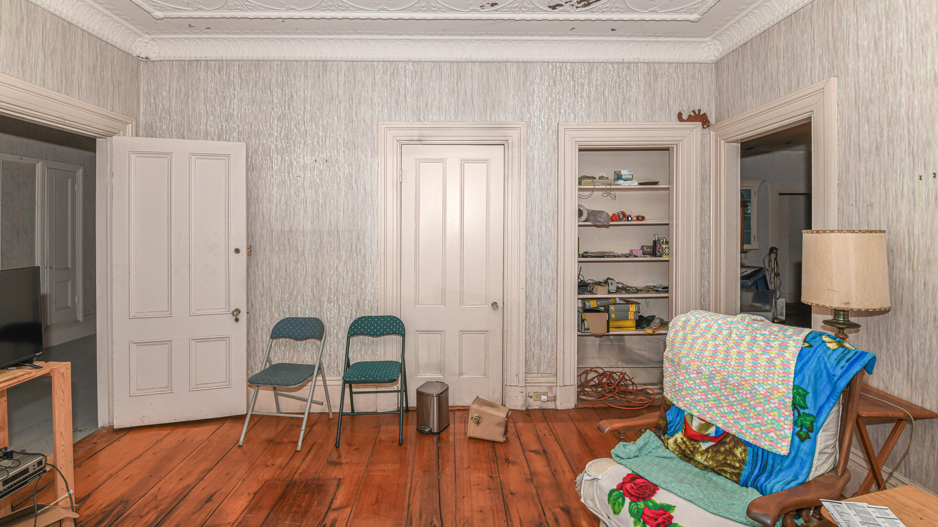 16 Buckfield Road Paris ME 04281