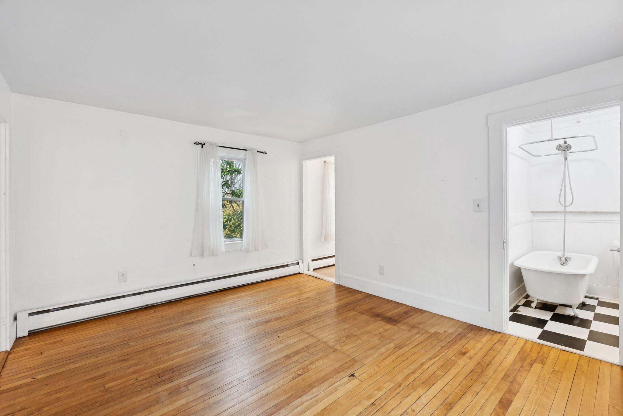 12 Greenville Street Hallowell ME 04347