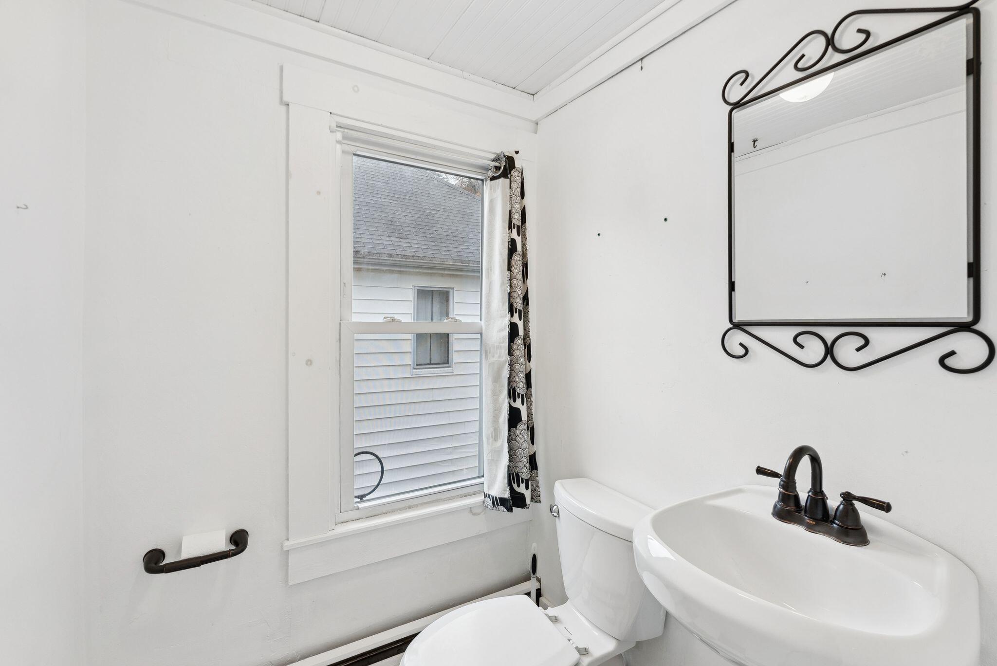 12 Greenville Street Hallowell ME 04347