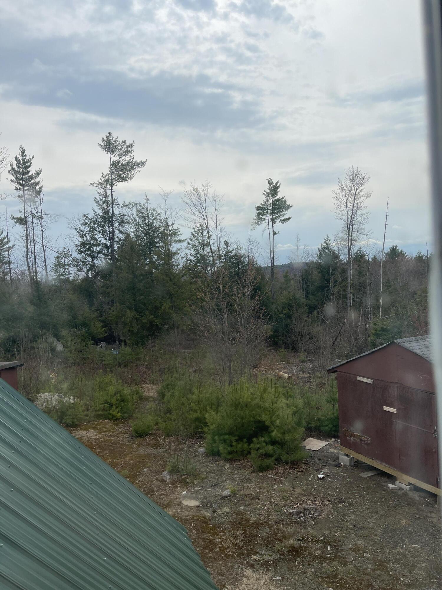 173 N Tamworth Road Oxford ME 04270